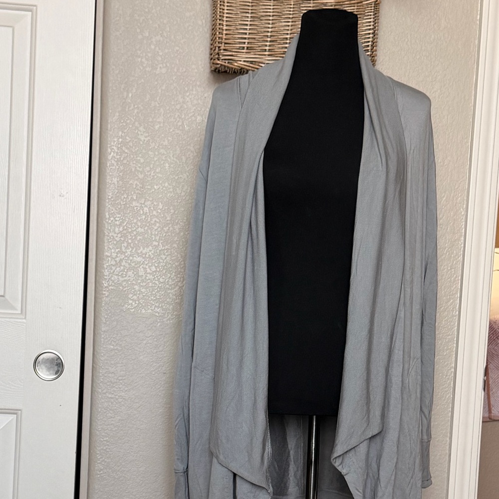 Athleta pranayama Light Gray Open-Front Draped Cardigan like new condition